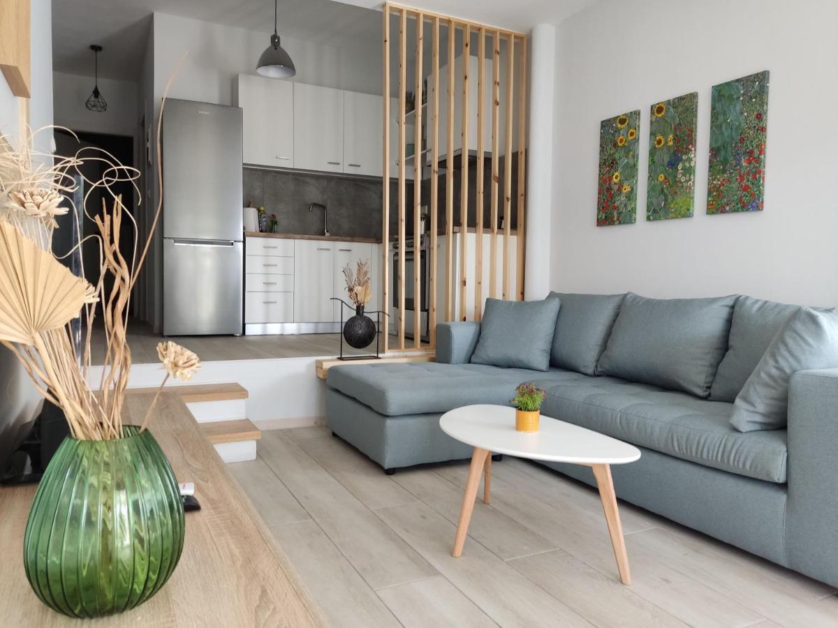 Elia By The Sea Apartment