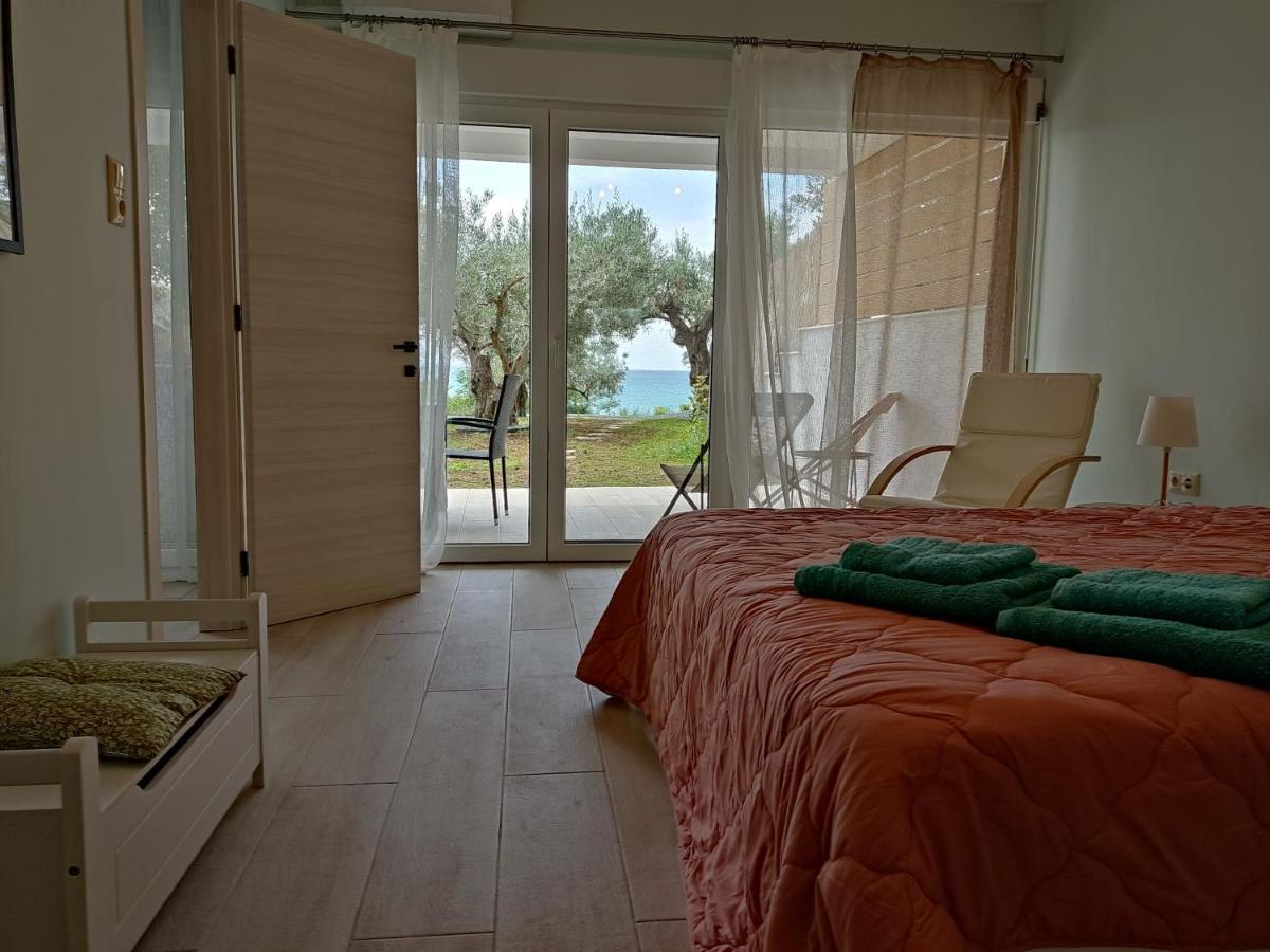 Elia By The Sea Apartment *